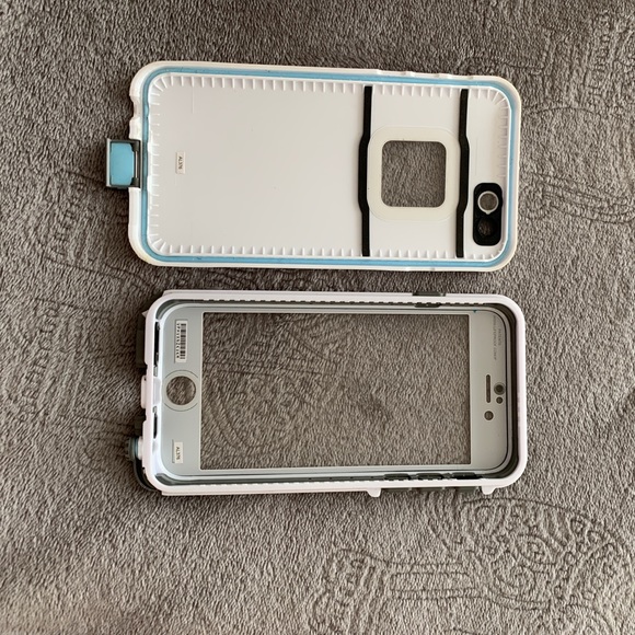 Lifeproof IPhone 6 case. - Picture 4 of 11